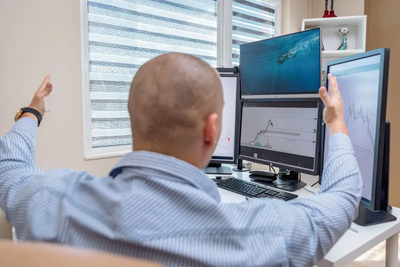 The 48-Hour Window: Why the Gap Between Discovery and Viral Is Where the Real Money Lives